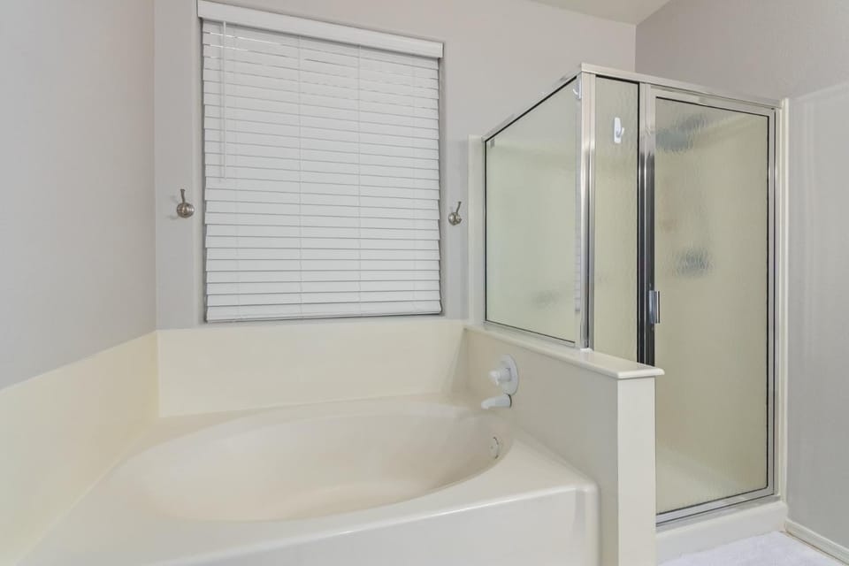 Bathroom, Bath