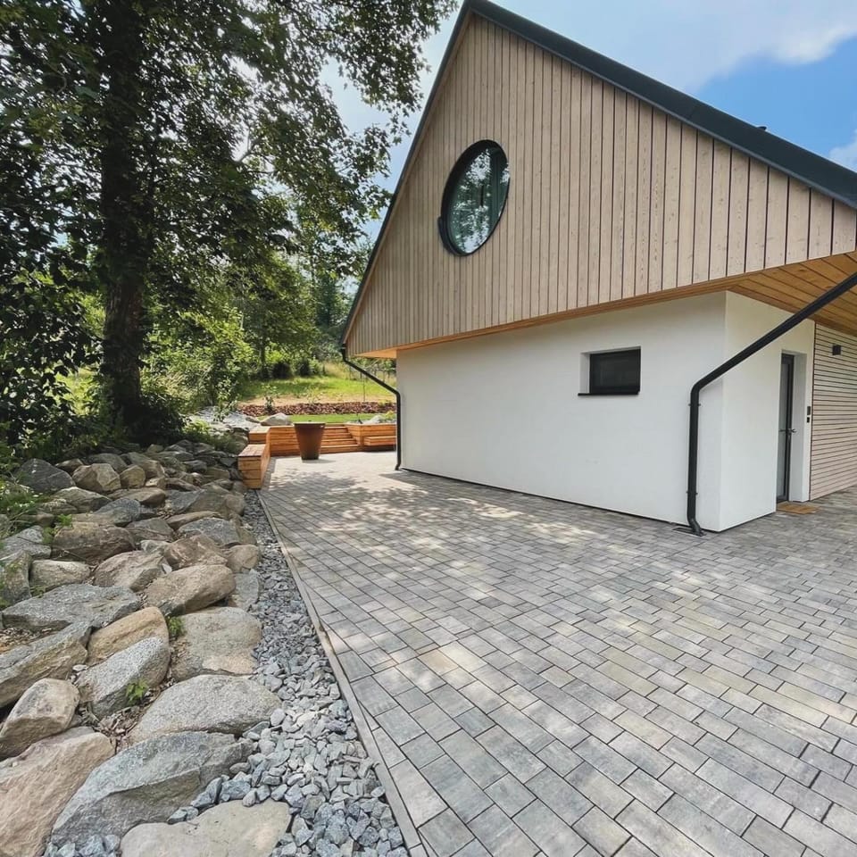 bystřice park Chata Les House in Czechia