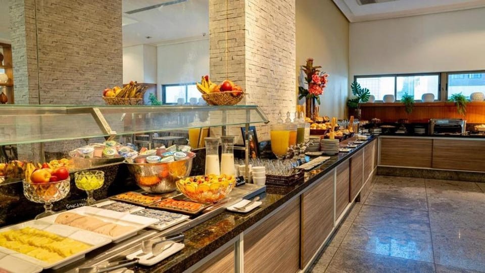 Restaurant/places to eat, Restaurant/places to eat
