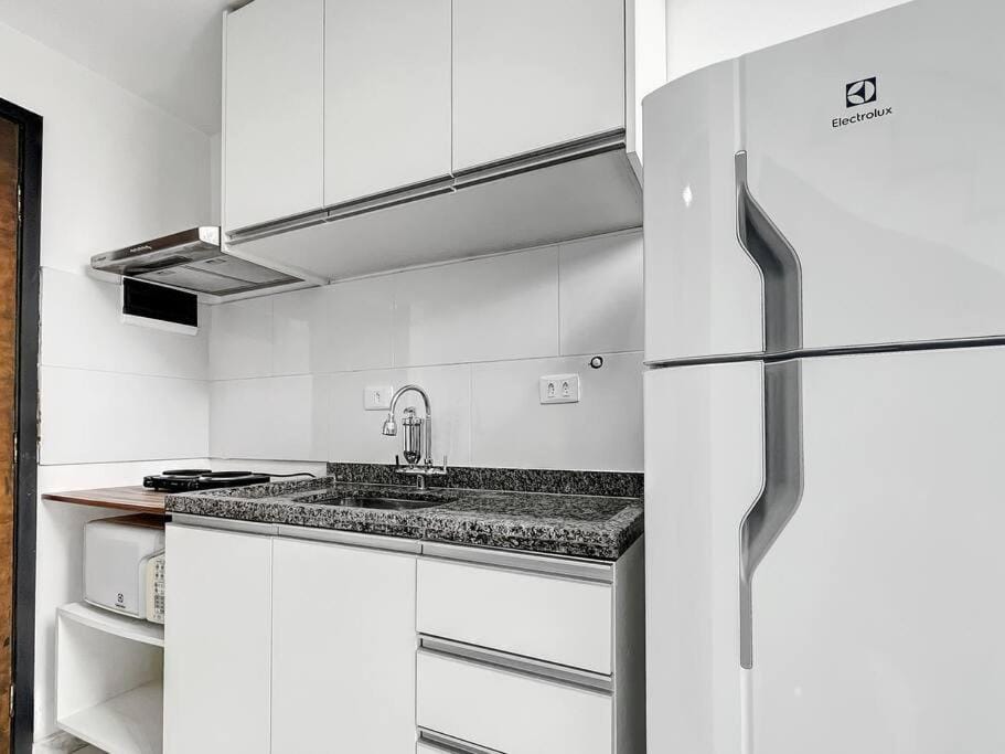 Kitchen or kitchenette, oven, stove