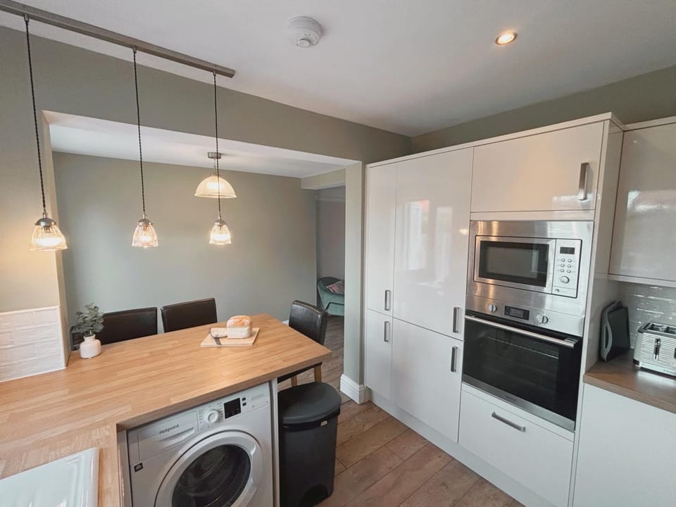 microwave, oven, washing machine, kitchen