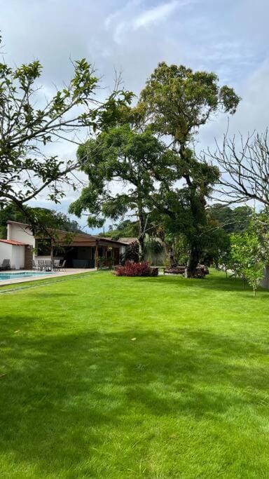 Sítio Aguilera - Paz e Aconchego a 40 minutos do Rio! House in State of Rio de Janeiro