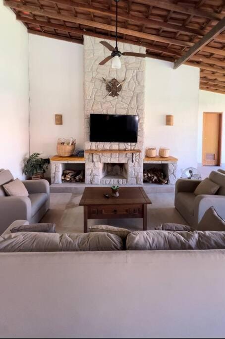 Sítio Aguilera - Paz e Aconchego a 40 minutos do Rio! House in State of Rio de Janeiro