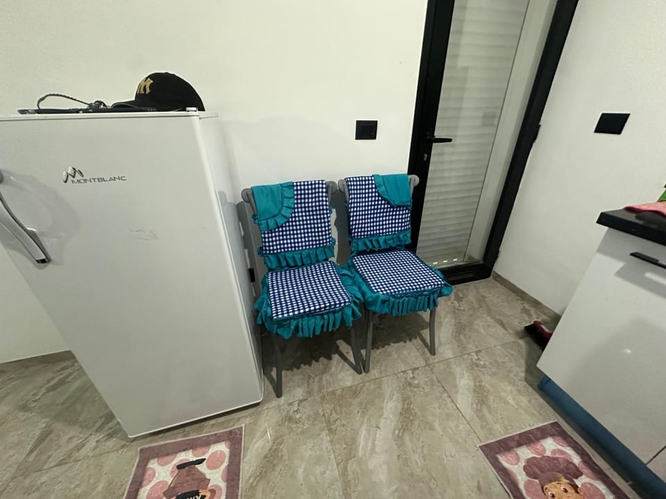 2 El Wahat Tunis Appartment شقة مفروشة حي الواحات تونس Apartment in Tunis Governorate, Tunisia