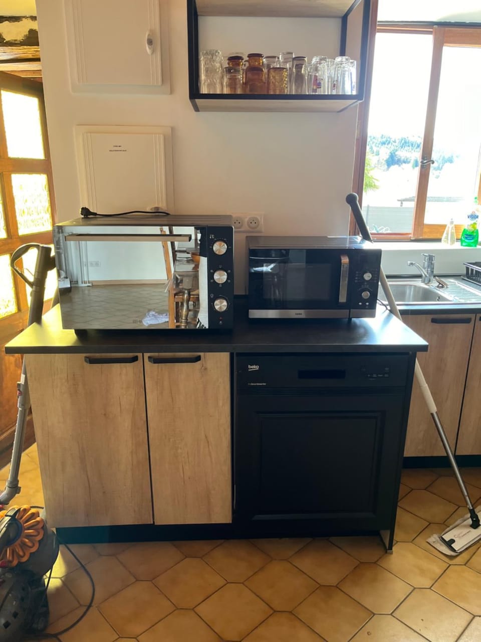 Kitchen or kitchenette