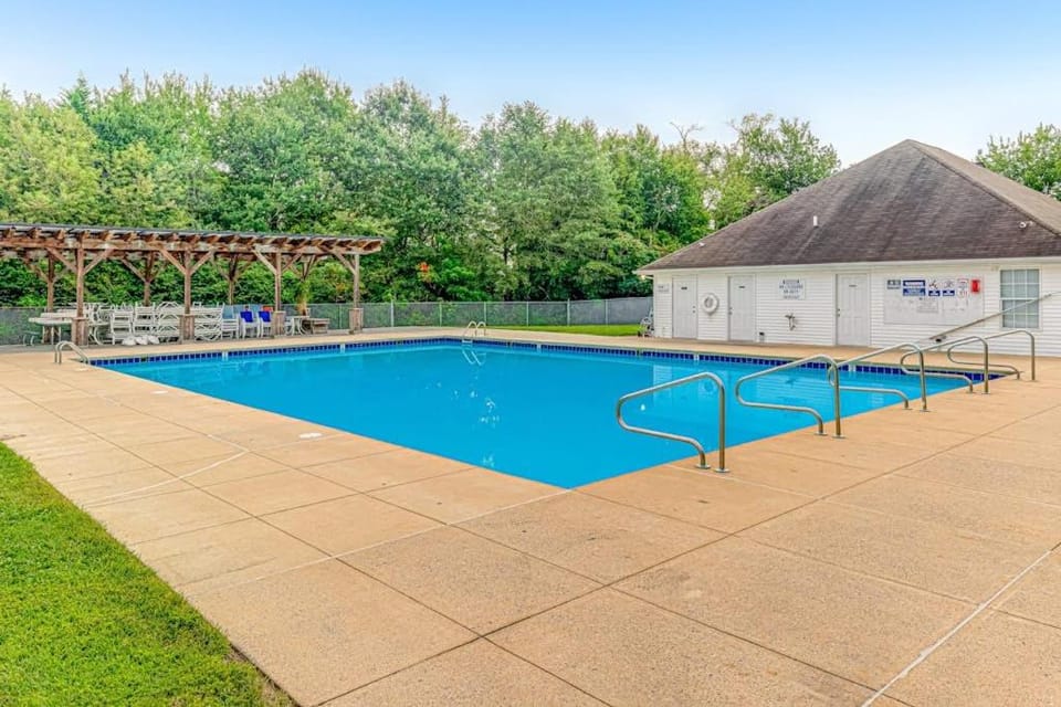 South Hampton --- 33549 Water Mill Ln House in Ocean View