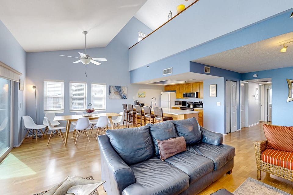 The Intercoastal 210 House in Indian Shores