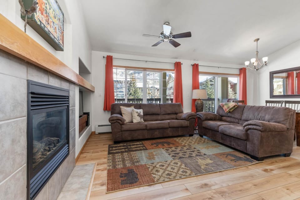Good Quality, Convenient Location, Great Prices House in Steamboat Springs