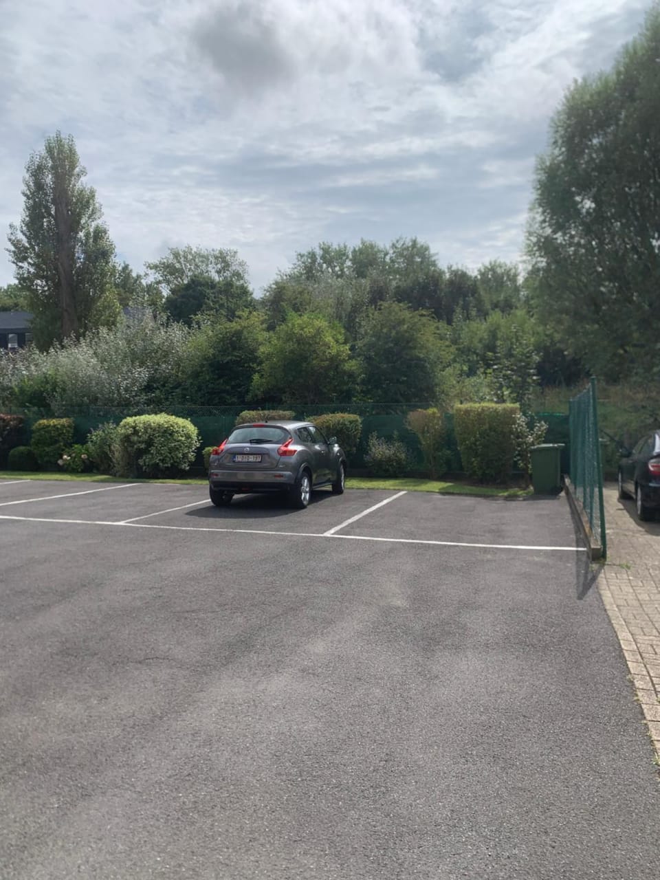 Studio White Chateau met parking en zonnig balkon Apartment in De Panne