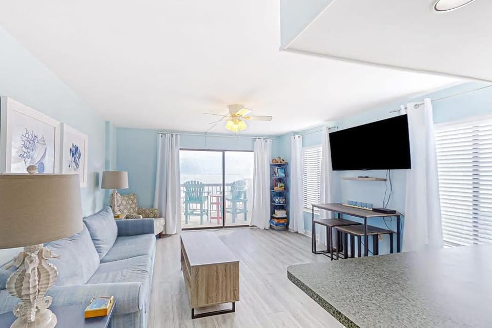 Crescent Towers I - 304 Apartment in North Myrtle Beach