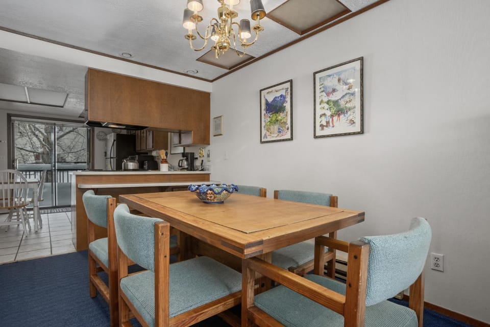 Directly on Shuttle Route, Value Priced & Convenient House in Steamboat Springs