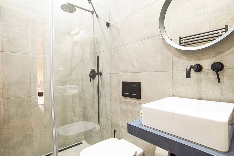 Shower, Toilet, Bathroom