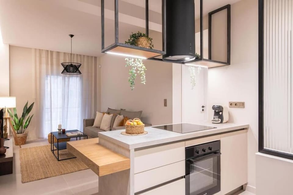Charming Boho Haven - Luxurious Escape in Thisseio 3 Apartment in Athens