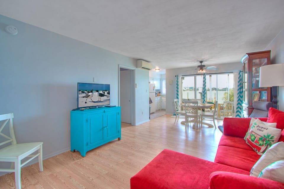 Bay Watch #3 - Weekly Beach Rental Apartment in Clearwater Beach