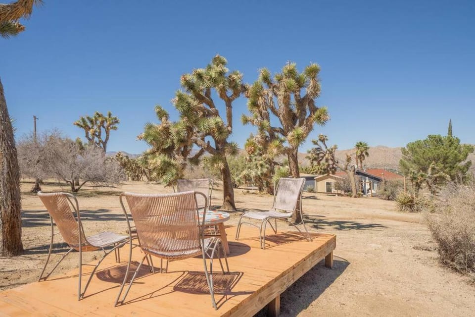 Le bungalow du désert - Stargazing - Cowboy Pool - Spa - Firepit - Views - Hike House in Yucca Valley