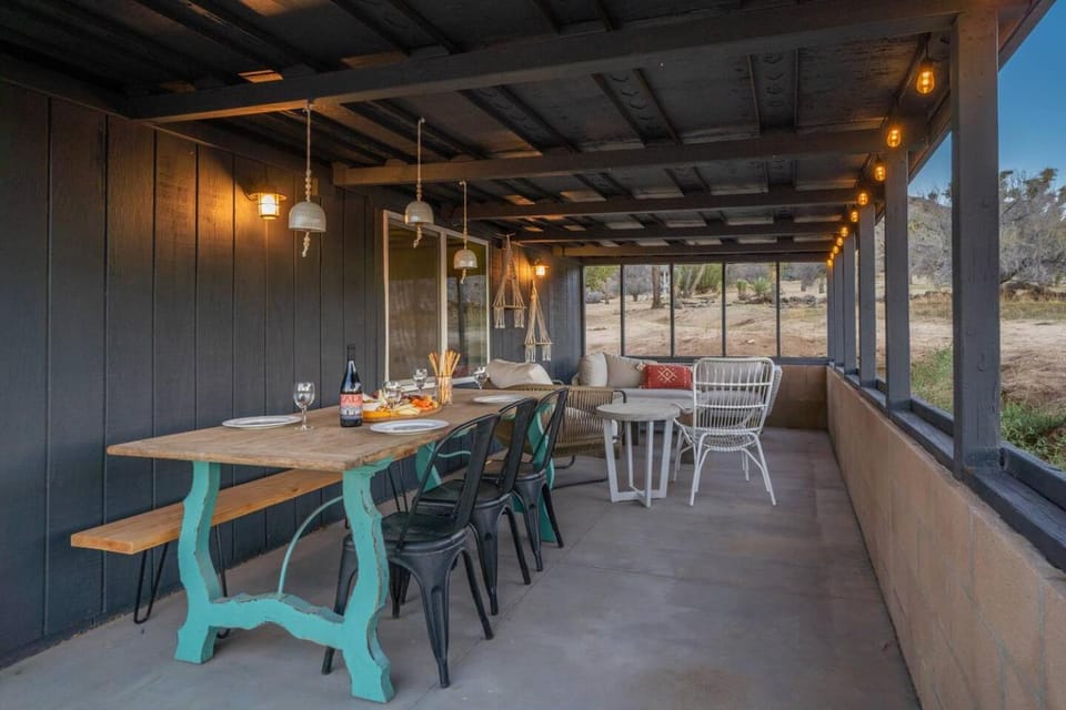 Le bungalow du désert - Stargazing - Cowboy Pool - Spa - Firepit - Views - Hike House in Yucca Valley