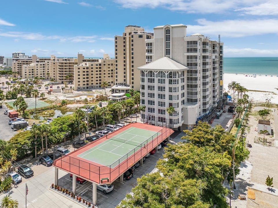 Tennis court