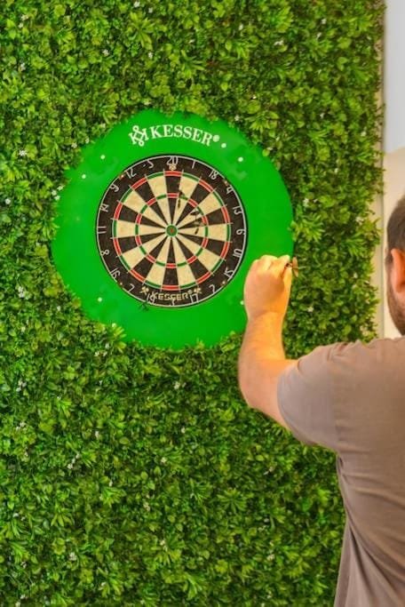Darts, Game Room