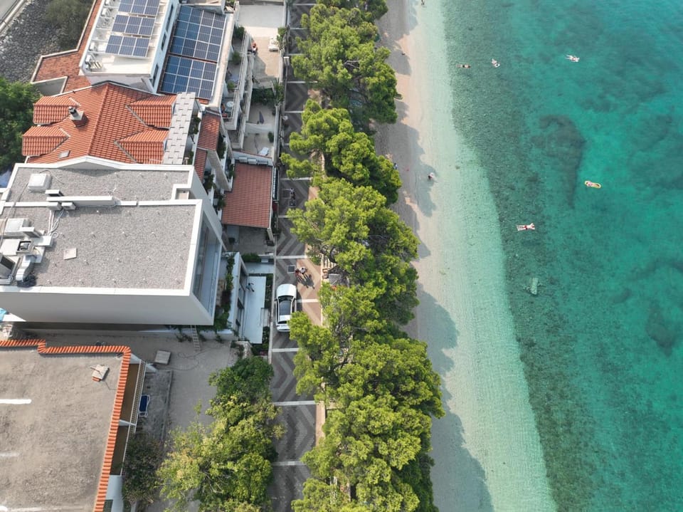 Villa Di Arte ! FIRST ROW SEA !- Makarska Exklusiv Apartment in Tučepi