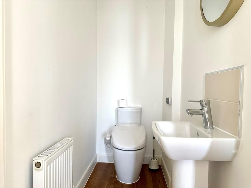 Large Detached 5 bedroom House in Bicester House in Cherwell District