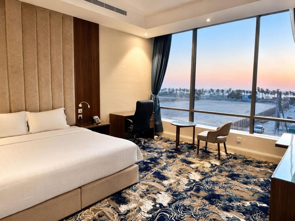 Bed, Natural landscape, Photo of the whole room, Bedroom, Sea view
