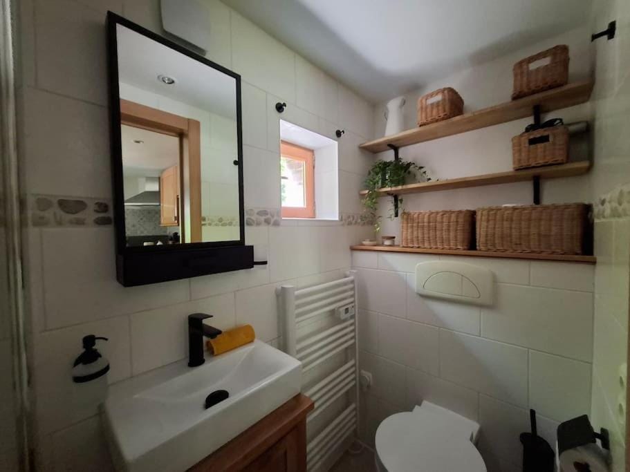 Toilet, Bathroom