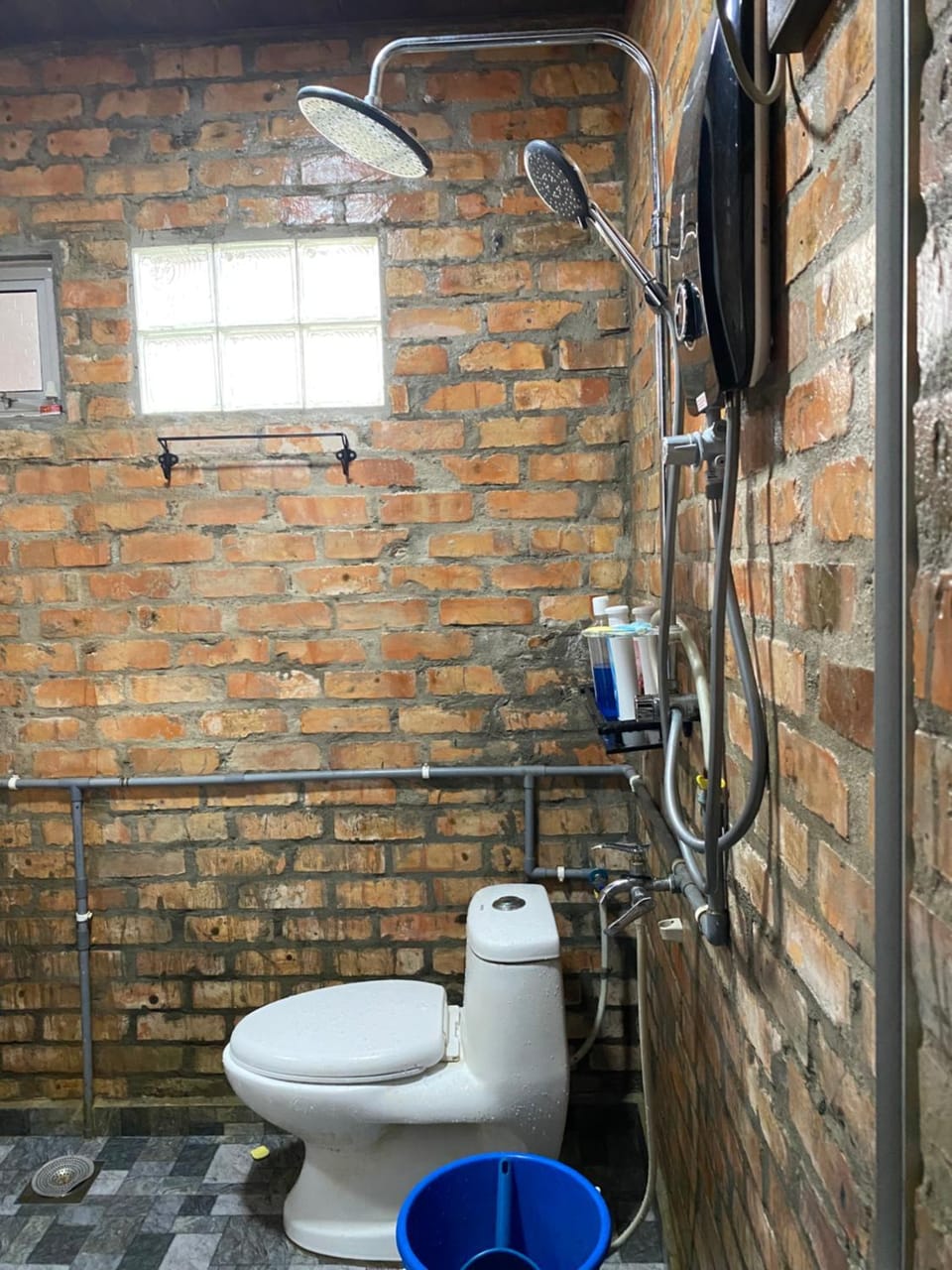 Shower, Toilet, Bathroom