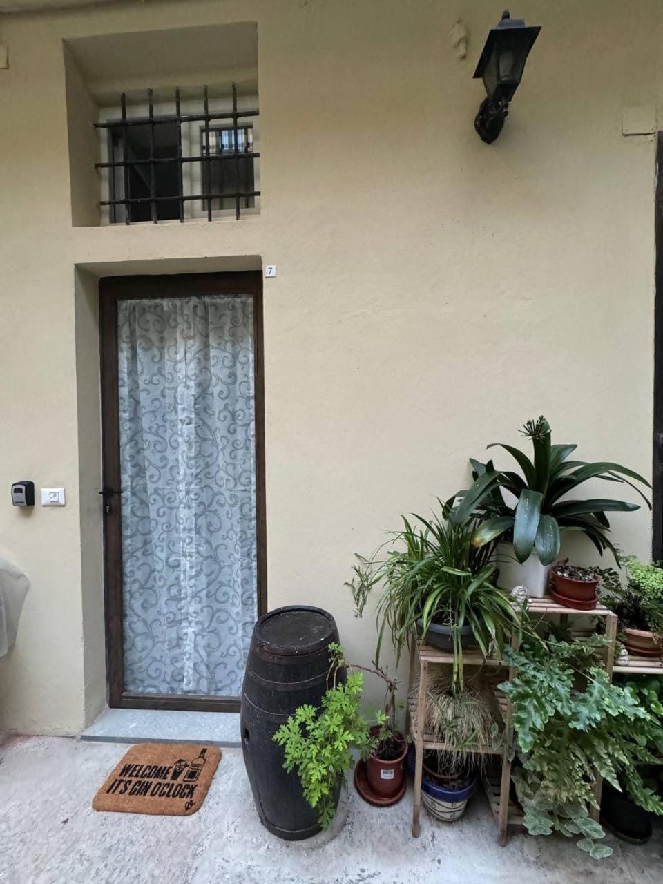 Facade/entrance