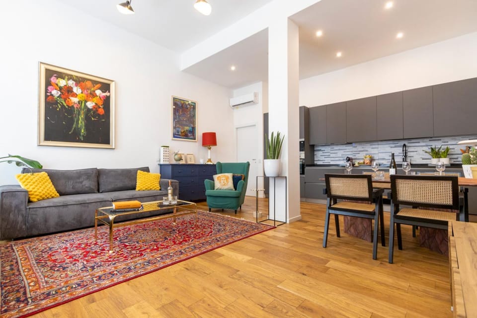 Living room, Decorative detail, Seating area, kitchen