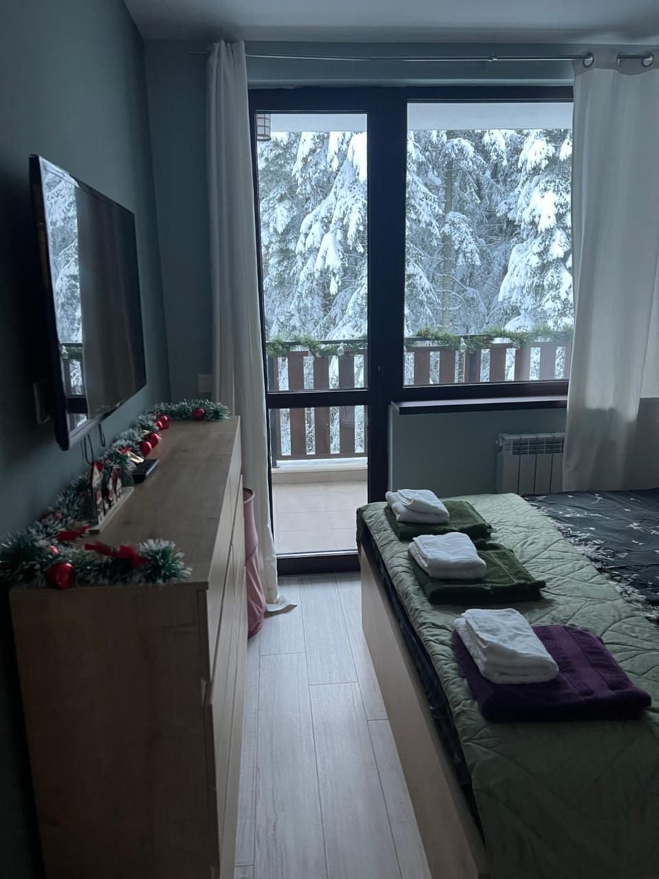 View (from property/room), Balcony/Terrace, Photo of the whole room, Bedroom