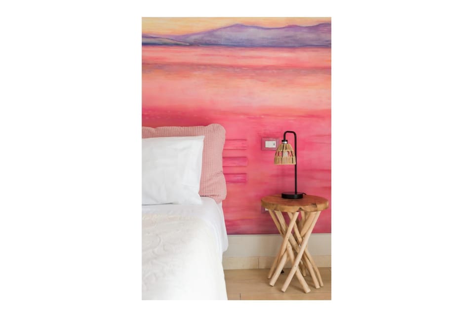 Bed, Photo of the whole room, Decorative detail, Bedroom
