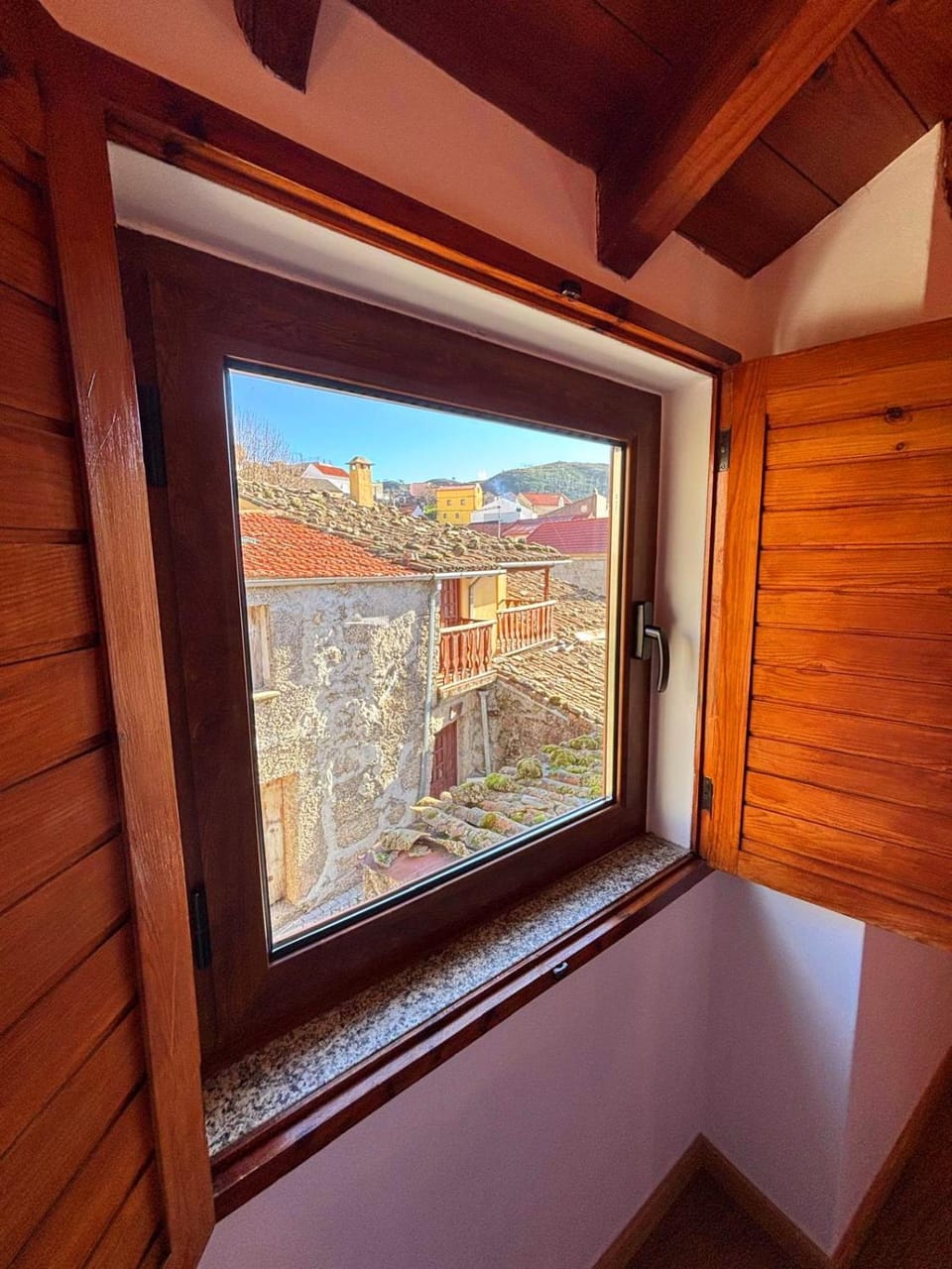 Casa Manuel I Sabugueiro Apartment in Portugal