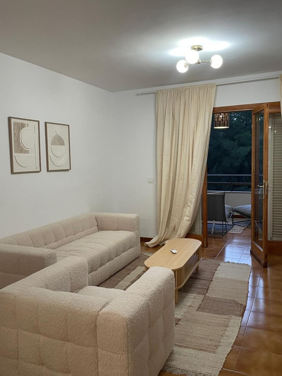 Living room, Seating area