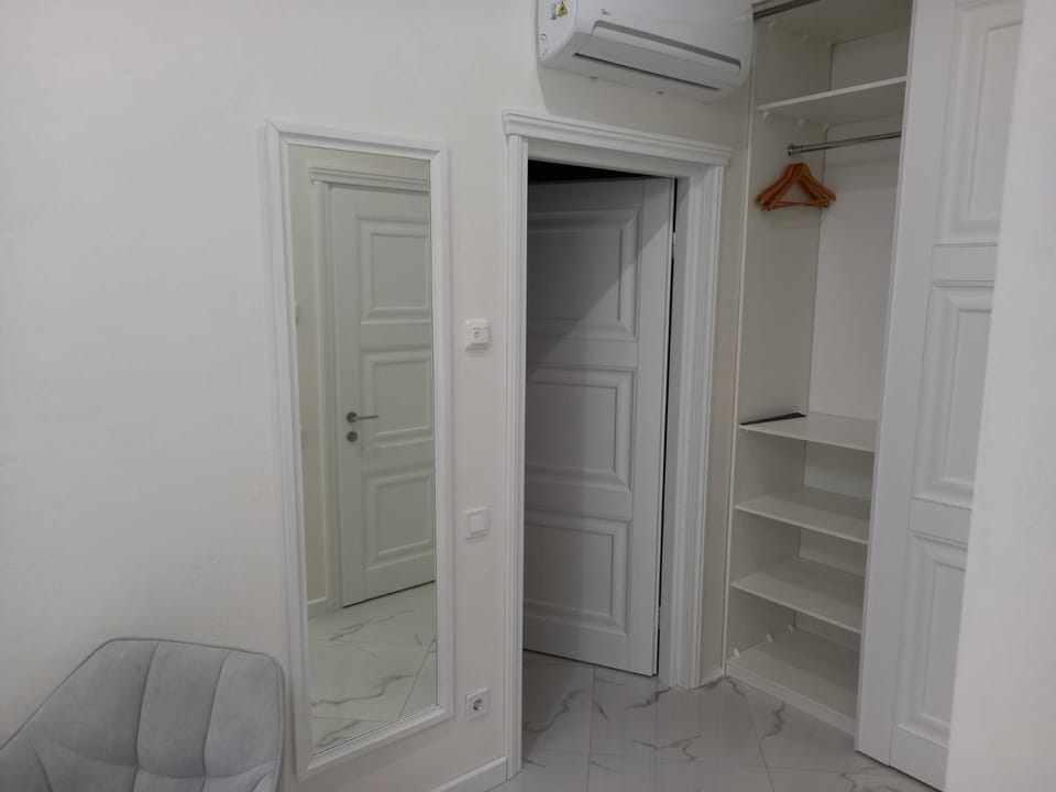 Готель ELLING Hotel in Ukraine