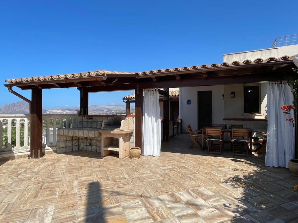 Property building, BBQ facilities