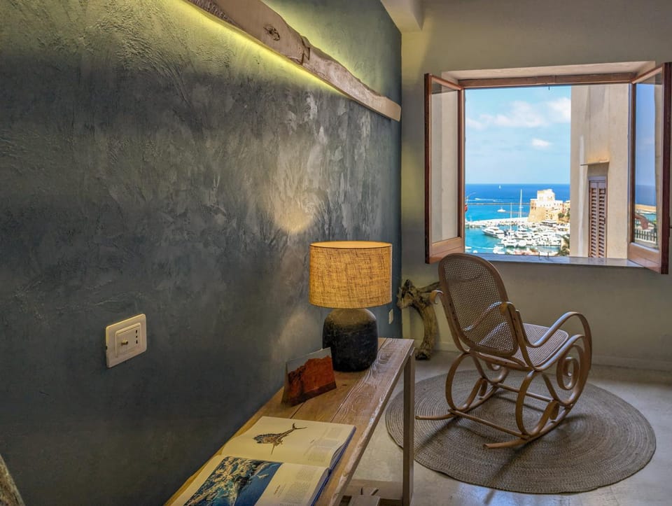 Bedroom, Sea view