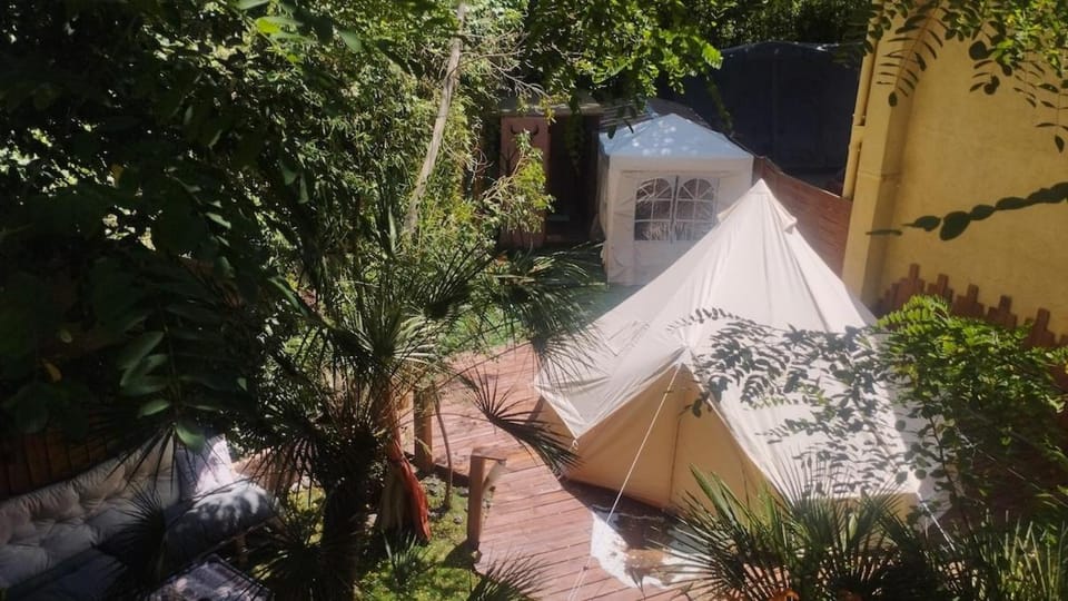 Tipi - Spa Privé - Parking - Calme - Collation Luxury tent in Fréjus