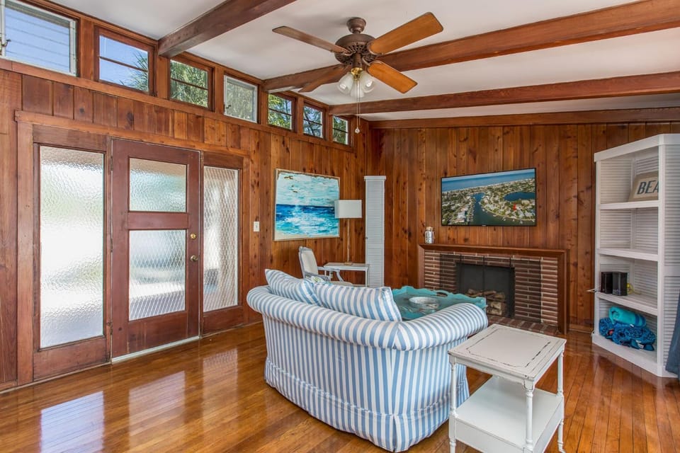 Coastal Escape - Indian Rocks Beach House in Indian Rocks Beach