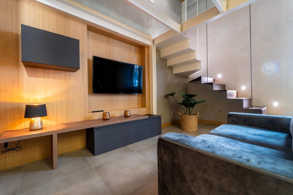 TV and multimedia, Living room, Seating area
