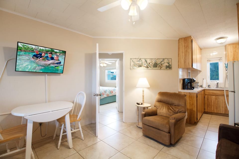 Tropic Terrace #41 - Beachfront Resort Resort in Treasure Island