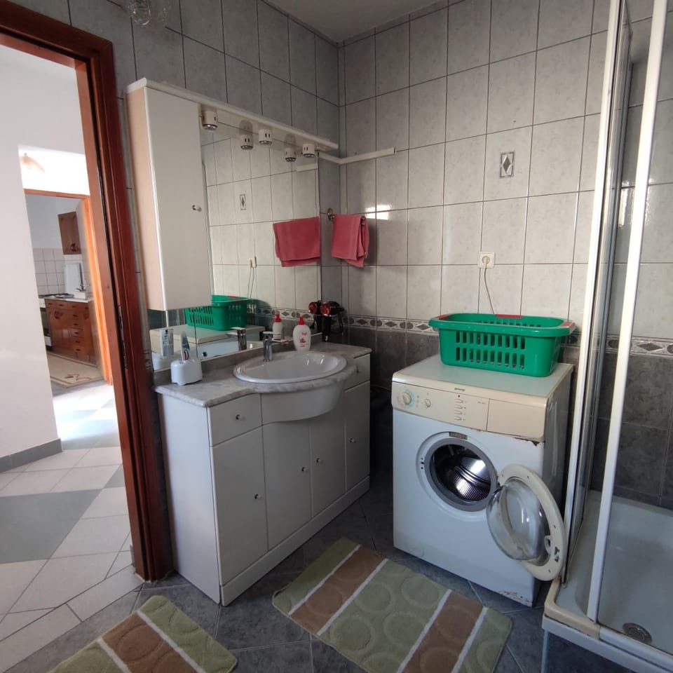 Prenoćiste Borik Apartment hotel in Federation of Bosnia and Herzegovina