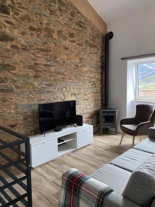 Lugar da Borralheira House in Extremadura, Spain