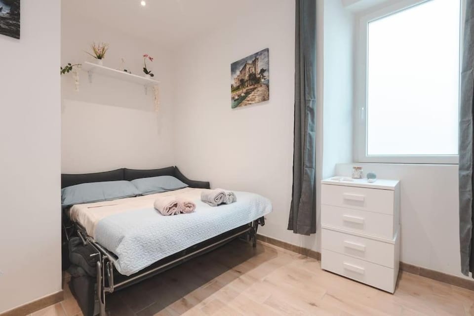 Free WiFi - Netflix - Sterpeto Elegant Suite Apartment in Trieste