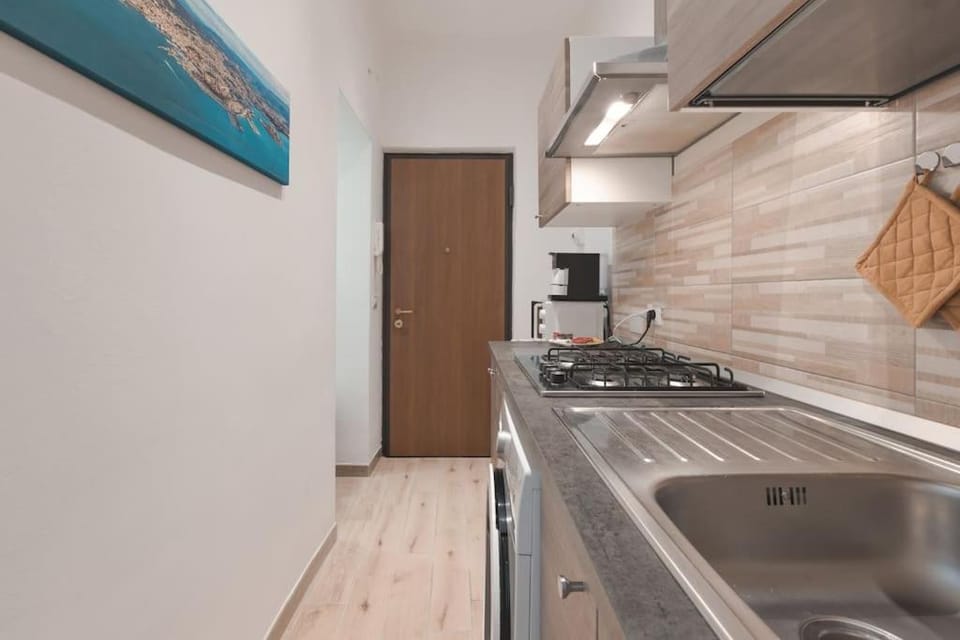 Free WiFi - Netflix - Sterpeto Elegant Suite Apartment in Trieste