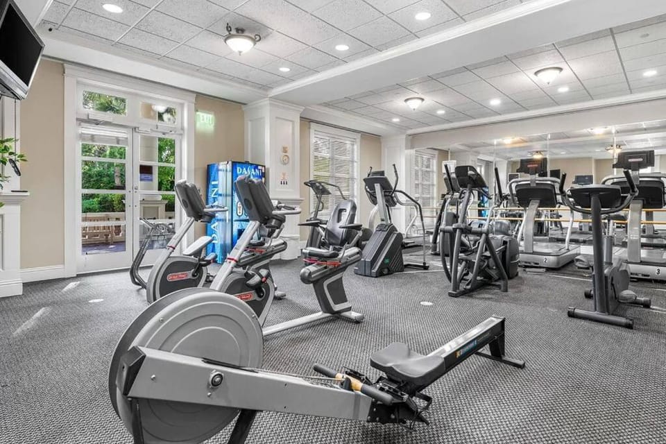 NEW Baytowne Bahia Breeze Pool View Apartment in Miramar Beach