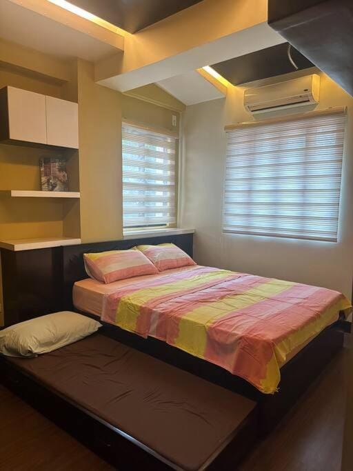 1-Bedroom condo with pool across NAIA Terminal 3 Apartment in Pasay