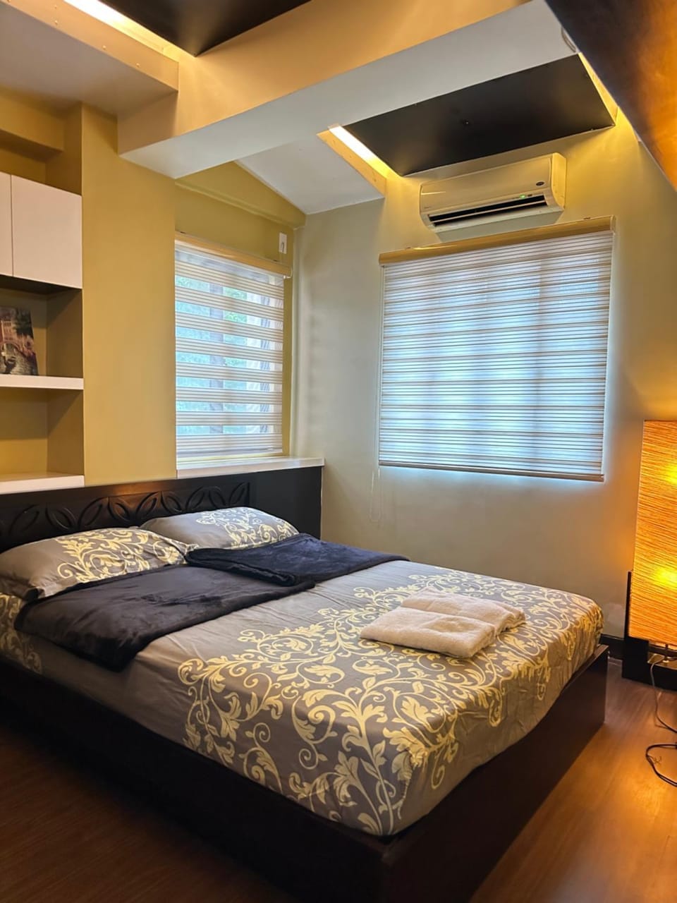 1-Bedroom condo with pool across NAIA Terminal 3 Apartment in Pasay