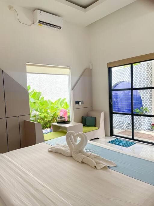 Honeymoon Private Pool Villa - Fulton Avalon Villa in Special Region of Yogyakarta