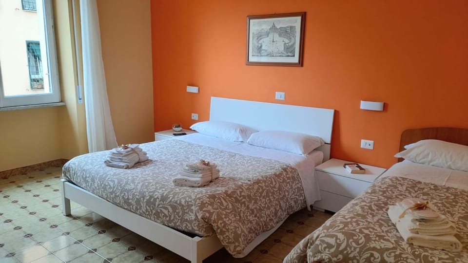 VIVA Rome Apartment " 3 minuti dal Colosseo " Apartment in Rome