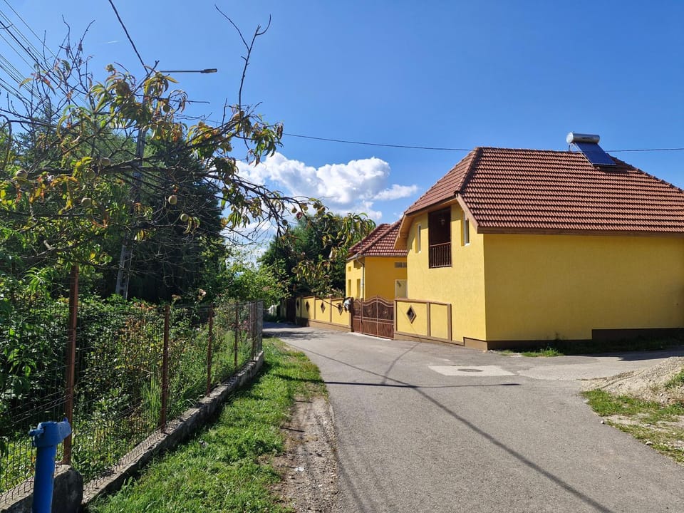 Neighbourhood